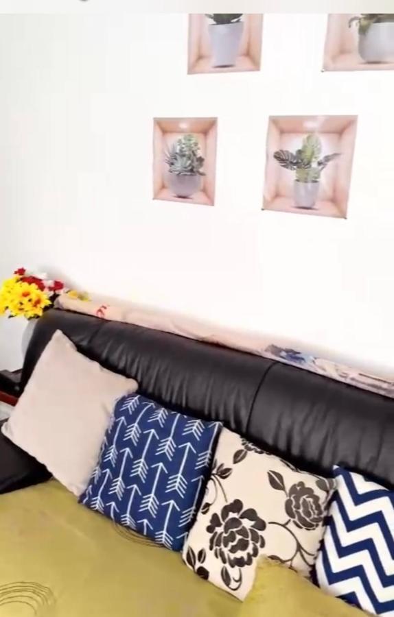 Blessed Home Болтън Екстериор снимка